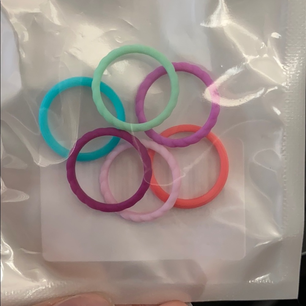 Silicone Wedding Rings - Picture 2 of 2
